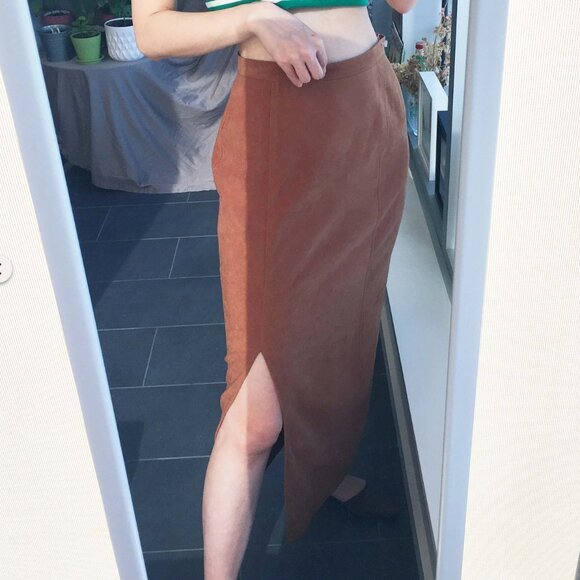 Dresses & Skirts - High-waisted slit maxi skirt (28'')